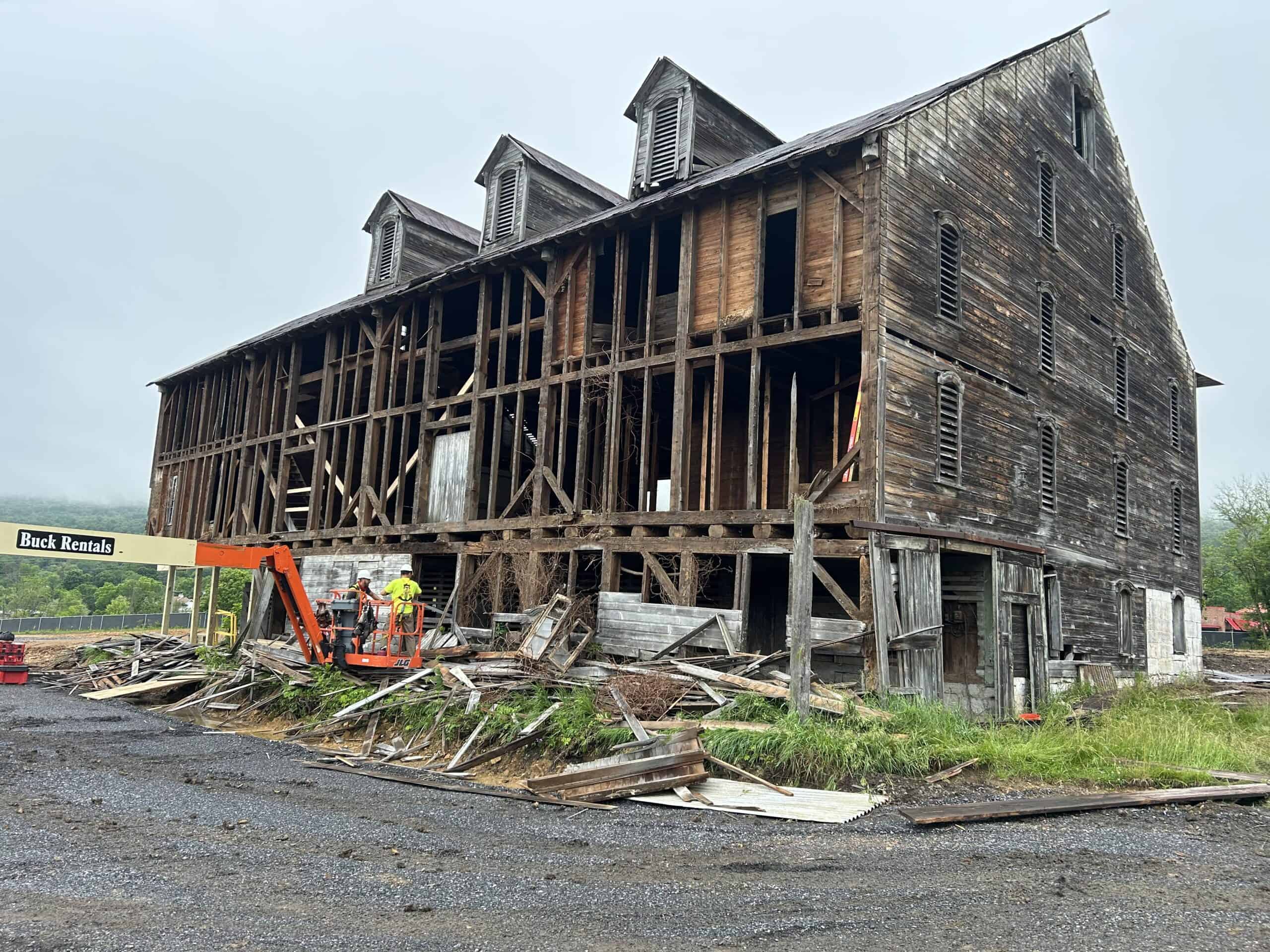 3_BarnRestoration